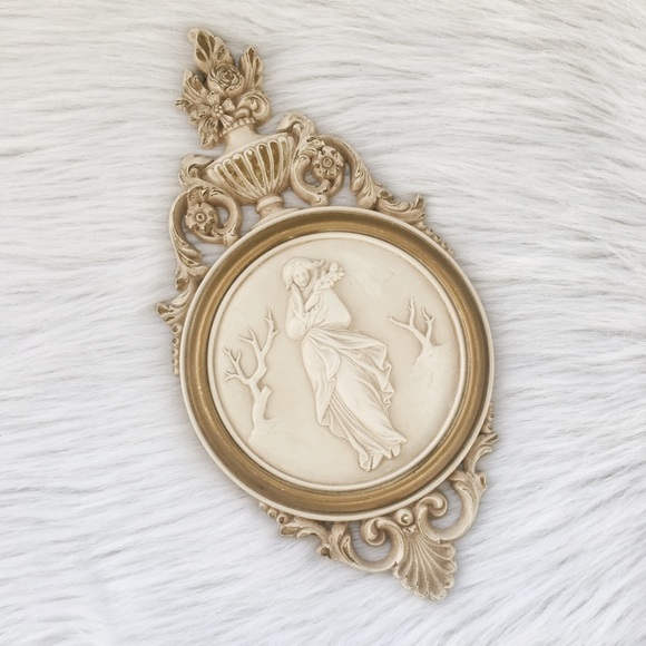 Vintage Other - Vintage 1960s Syroco Goddess Resin Wall Plaque
